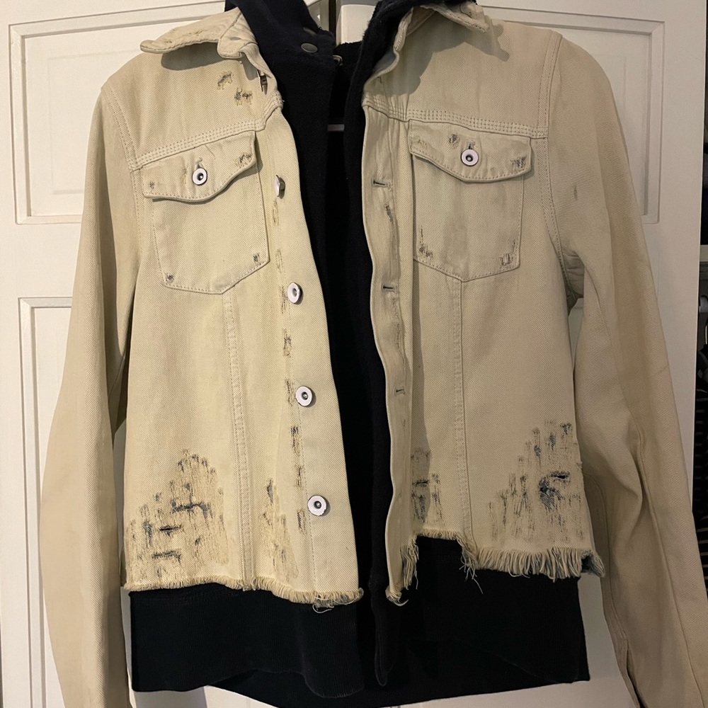 Free People Distressed Jean Jakcet